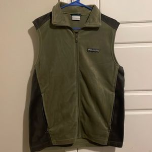 Columbia Vest small